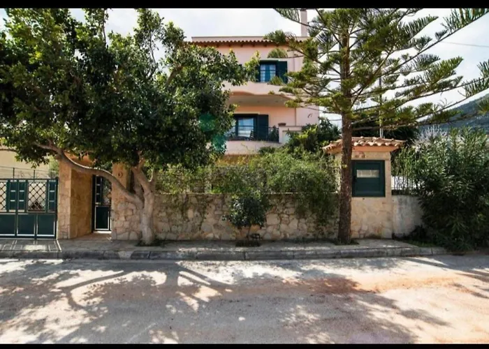 Anatoli In Nea Makri